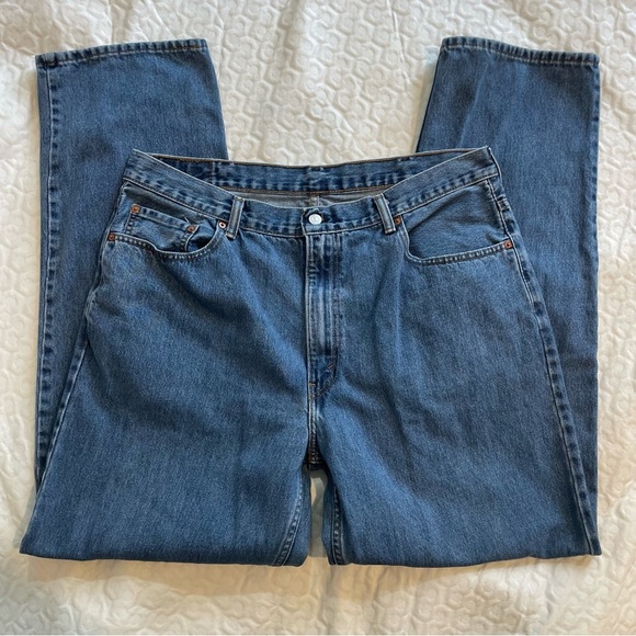 Levi’s 550 Men’s Blue Jeans Denim Relaxed Fit 40W 34L Pants Workwear Causal - Picture 1 of 10